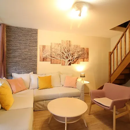 Mont-dore : Duplex T3 Avec Parking, A 300m Du Centre - Fr-1-608-268